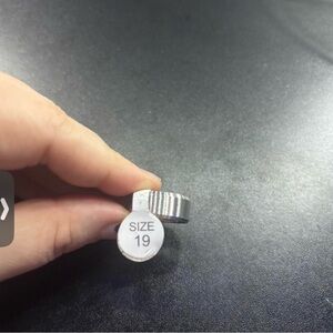 Size 19 Metal Ring Sizer - Silver